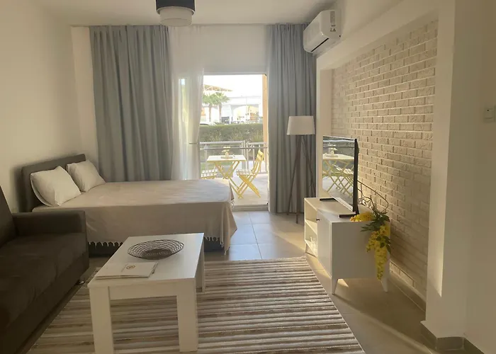 Family Friendly Modern Flat In Caesar &spa, Long Iskele, Kktc Apartamento