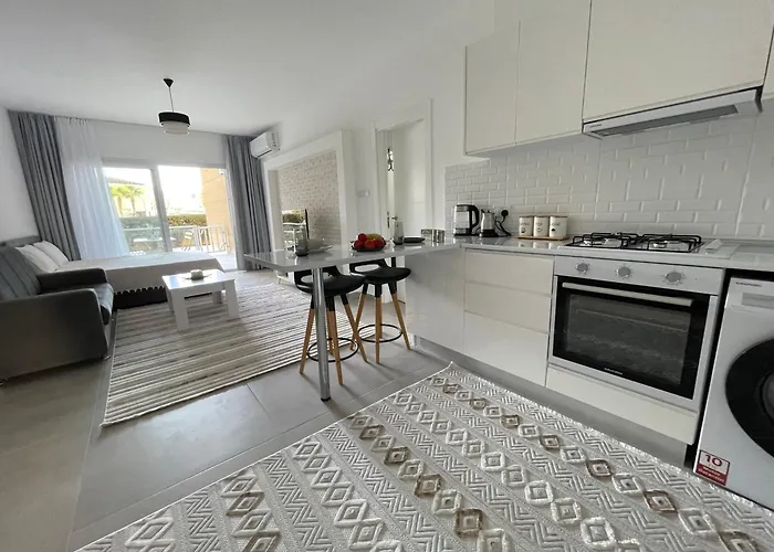 Family Friendly Modern Flat In Caesar &spa, Long Iskele, Kktc *