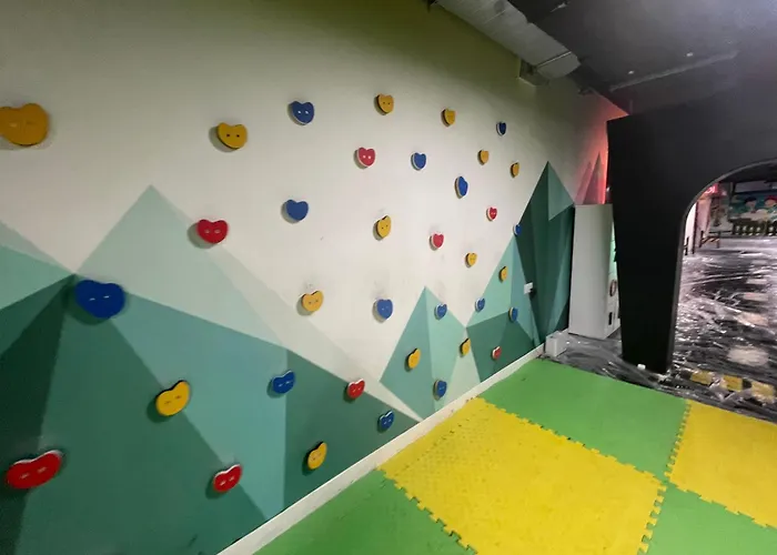 Family Friendly Modern Flat In Caesar &spa, Long Iskele, Kktc *